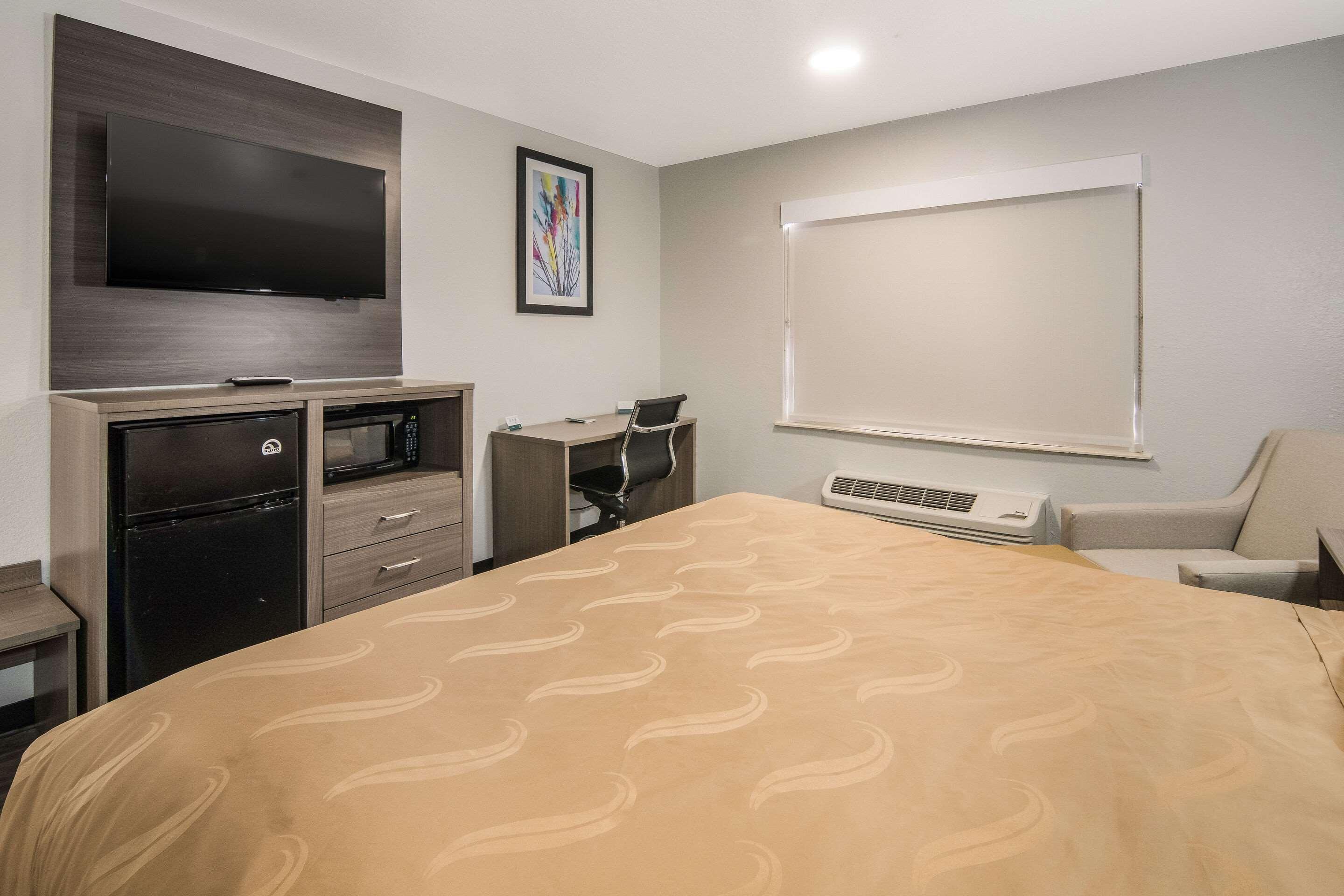 Quality Inn & Suites Fort Worth Ngoại thất bức ảnh