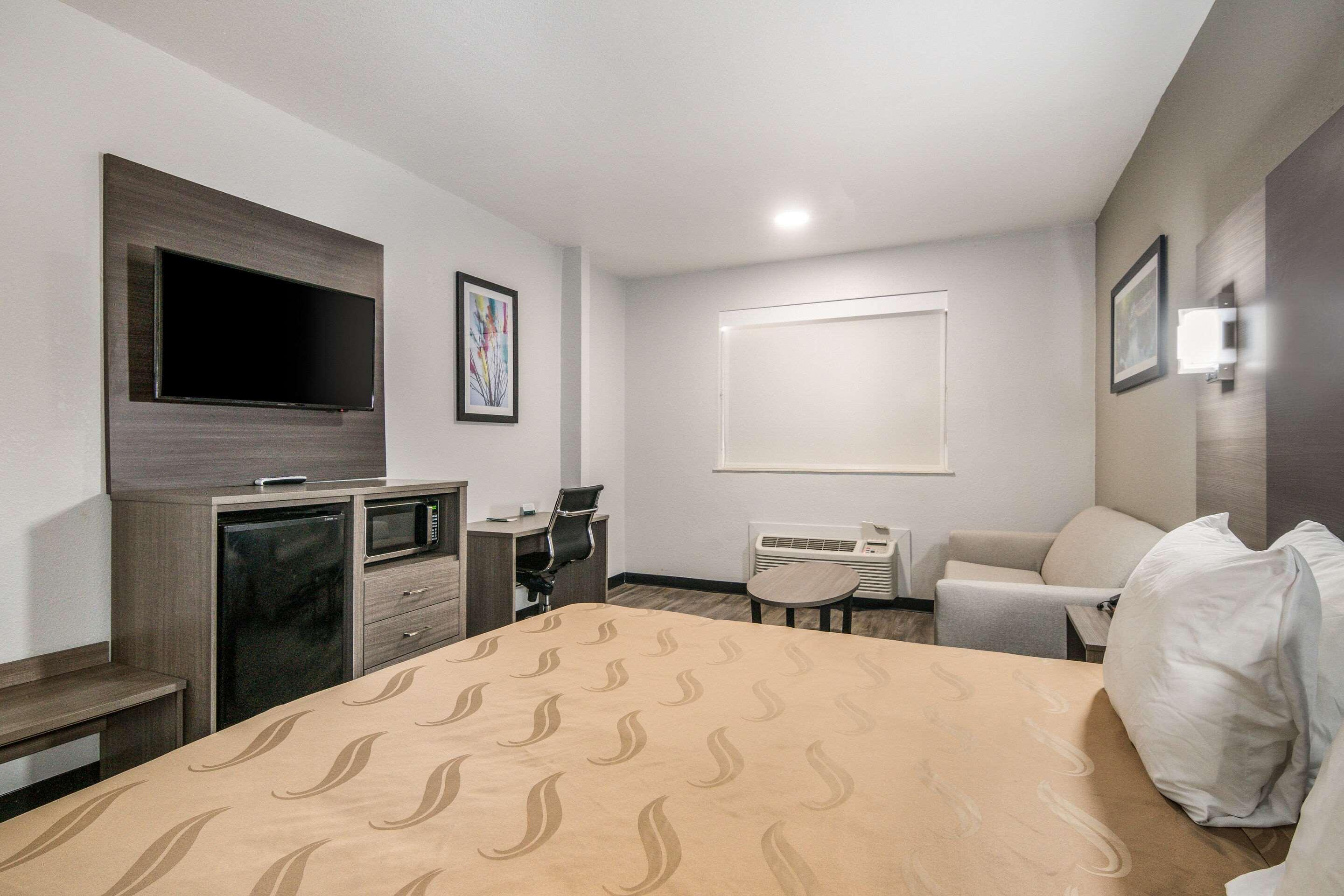 Quality Inn & Suites Fort Worth Ngoại thất bức ảnh