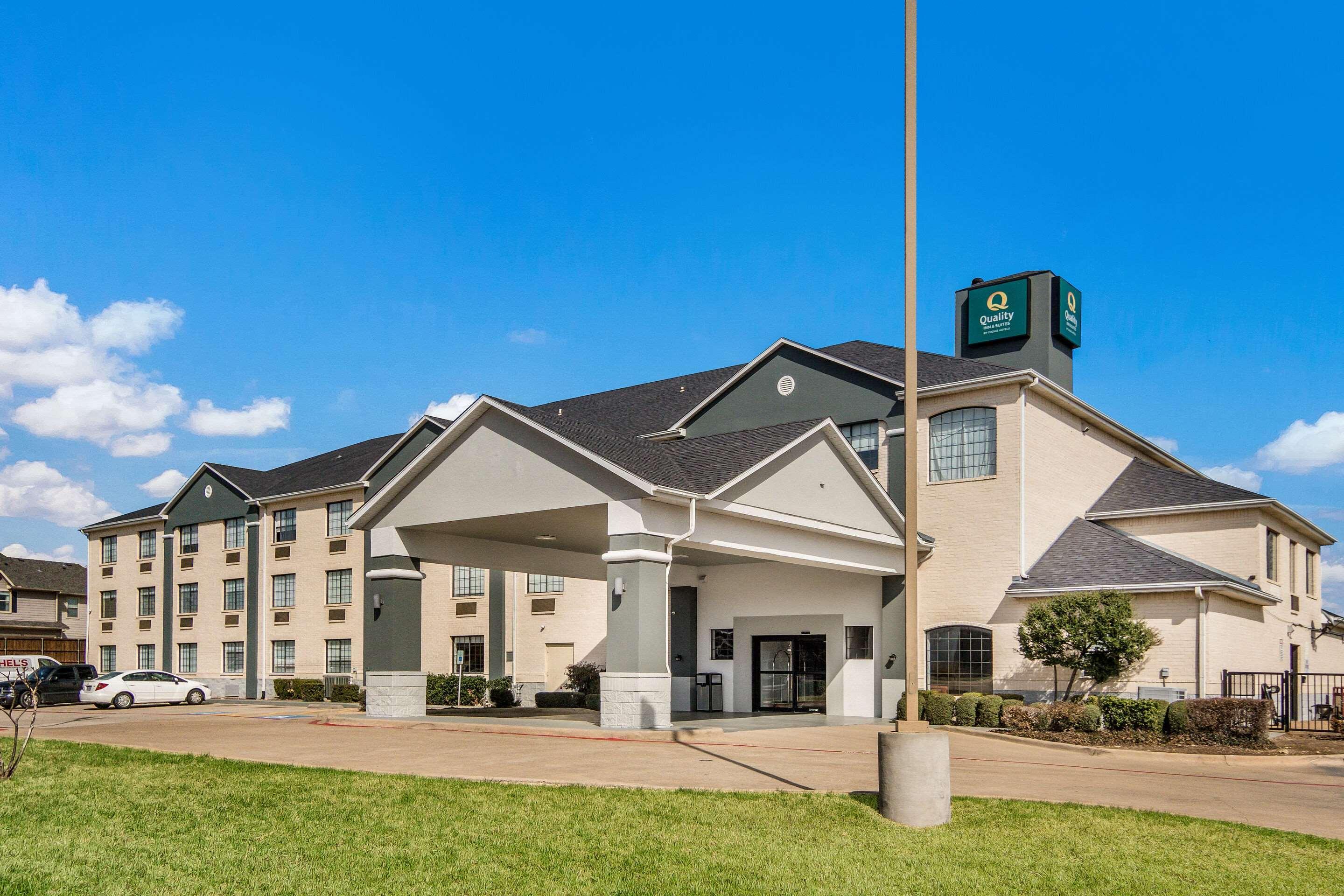 Quality Inn & Suites Fort Worth Ngoại thất bức ảnh
